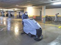 ¿Cada cuánto debe limpiarse una nave industrial?