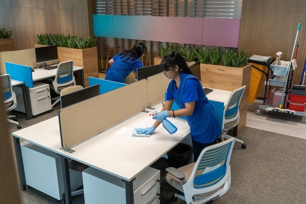 Oficinas, clínicas o gimnasios: cómo adaptamos la limpieza a cada negocio