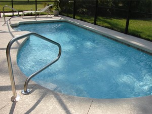Te ayudamos con la limpieza y el mantenimiento de tu piscina