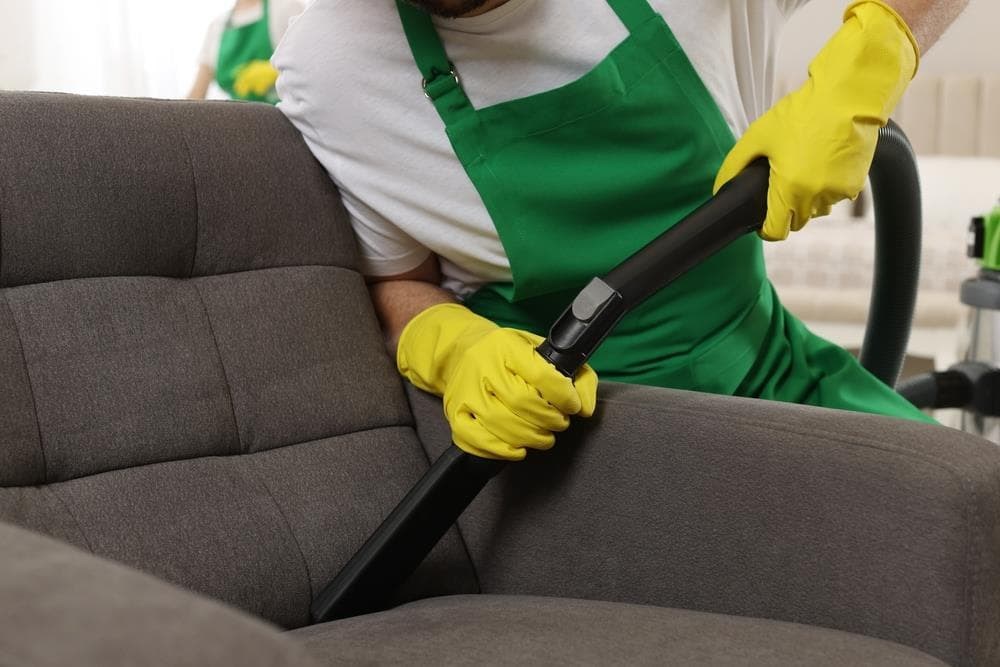 Ventajas de contratar a profesionales para la limpieza del hogar
